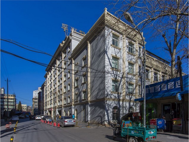 合金粉末材料耐磨板制造